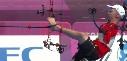 Jeux Paralympiques : Piotr Van Montagu, "l’archer sans bras"